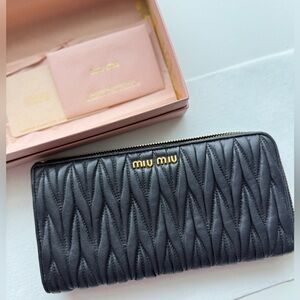 Miu Miu Black Matelassé Zip Around Wallet 5M1183 Gold Hardware Full Set